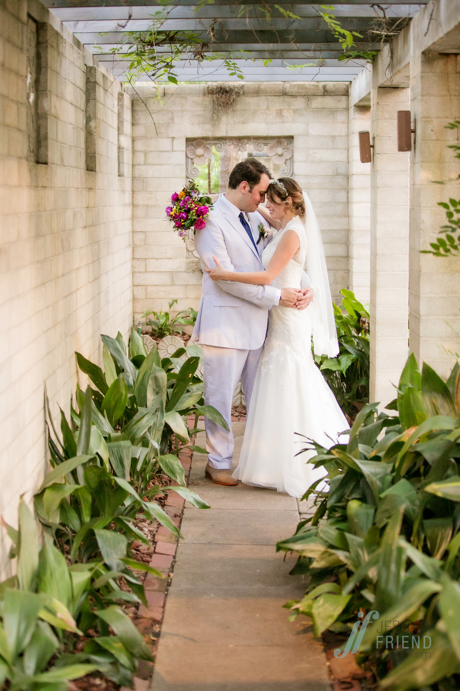 Maitland-art-center-wedding-kasper-jessica-friend-photo-design-8315