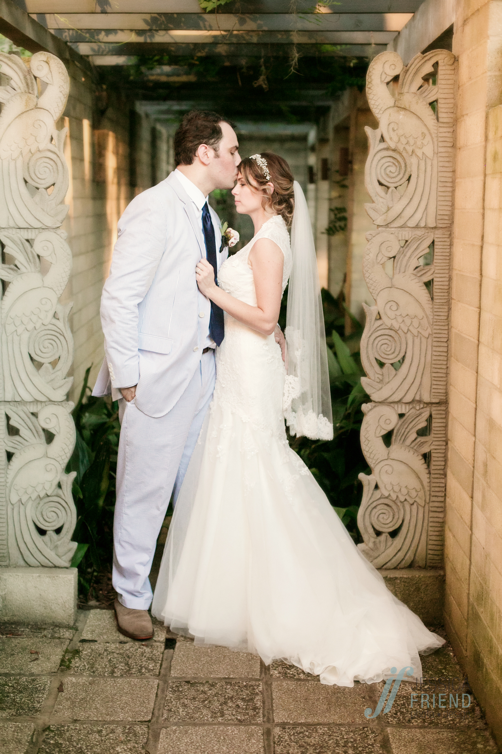 Maitland-art-center-wedding-kasper-jessica-friend-photo-design-8419