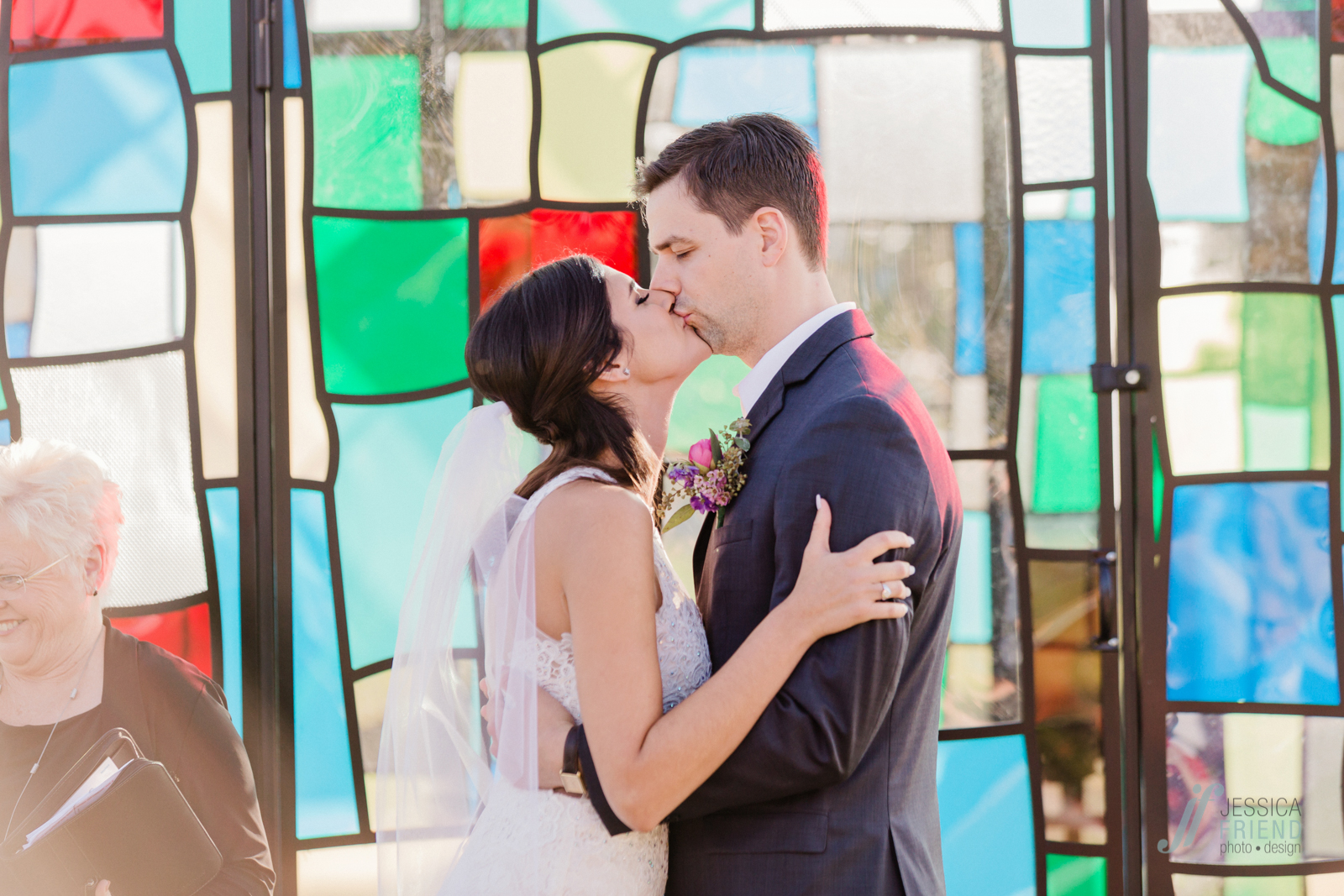 Intimate wedding at Canvas Lake Nona Orlando www.jessicafriendphotodesign.com