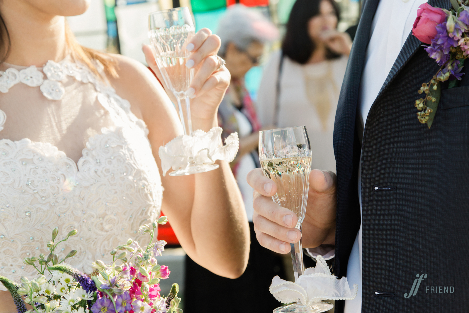 Intimate wedding at Canvas Lake Nona Orlando www.jessicafriendphotodesign.com