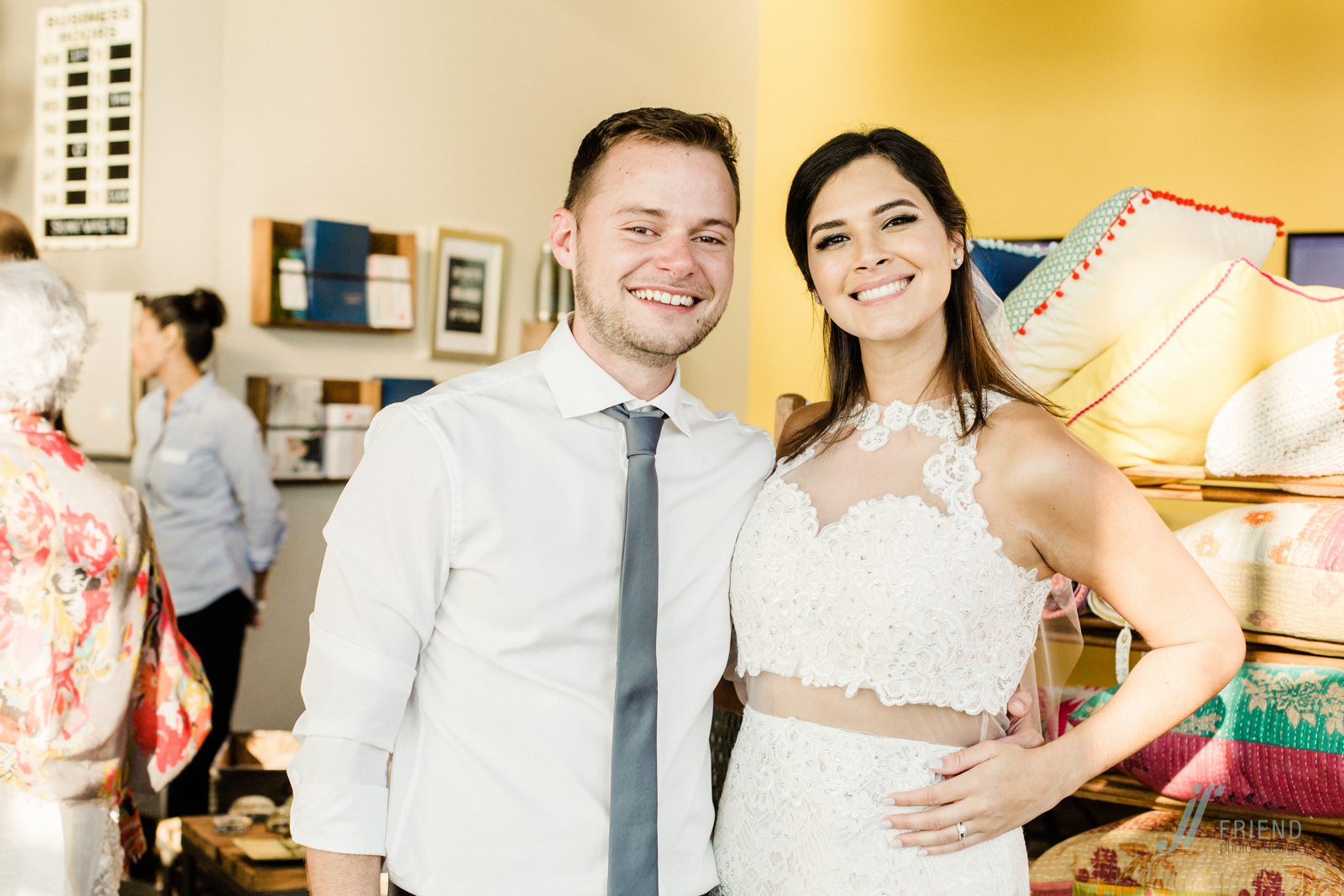 Intimate wedding at Canvas Lake Nona Orlando www.jessicafriendphotodesign.com