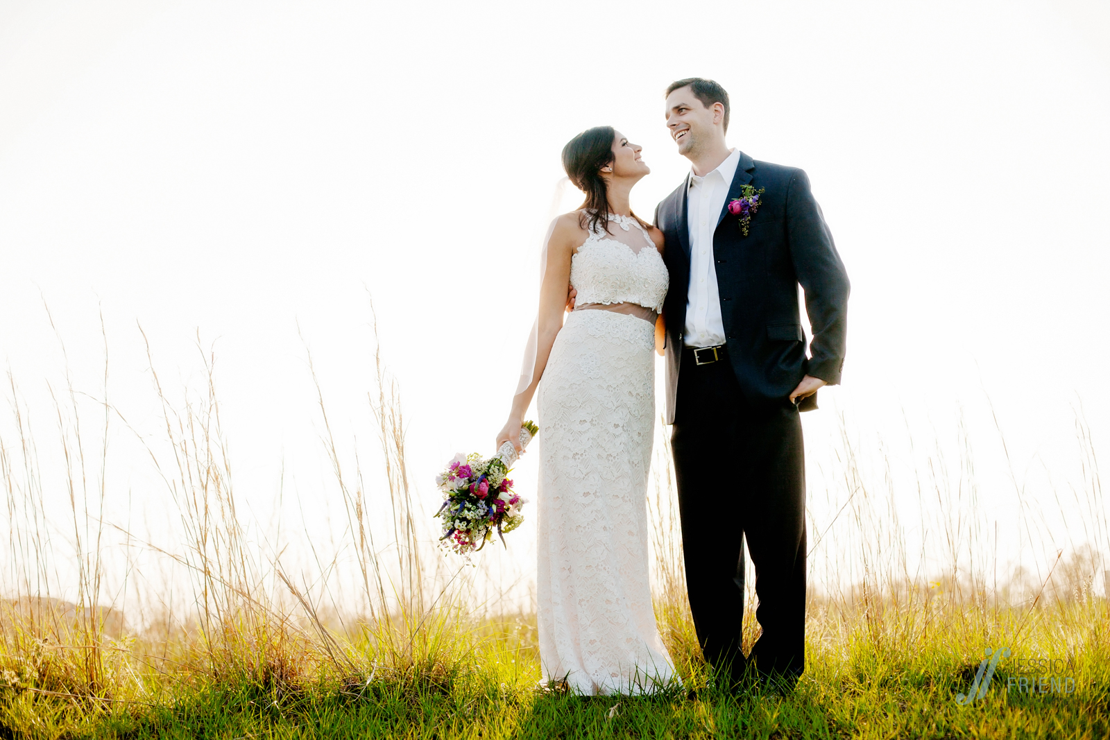 Intimate wedding at Canvas Lake Nona Orlando www.jessicafriendphotodesign.com