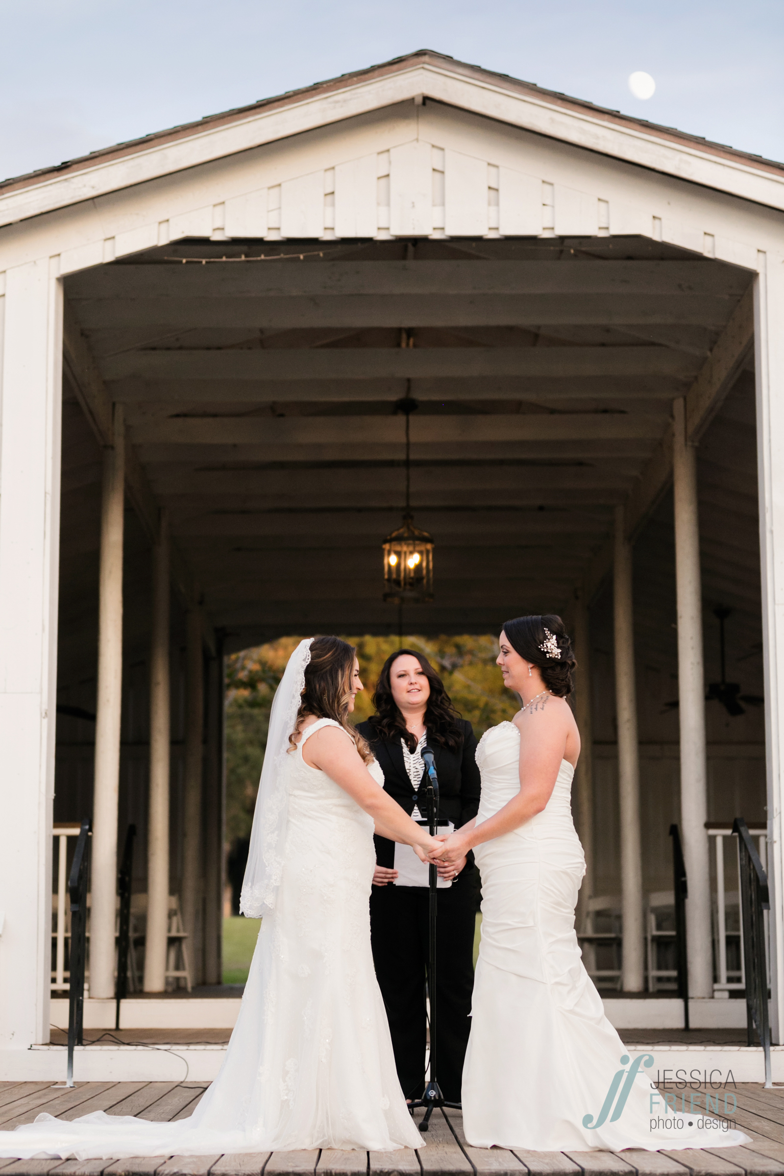 photos by www.jessicafriendphotodesign.com