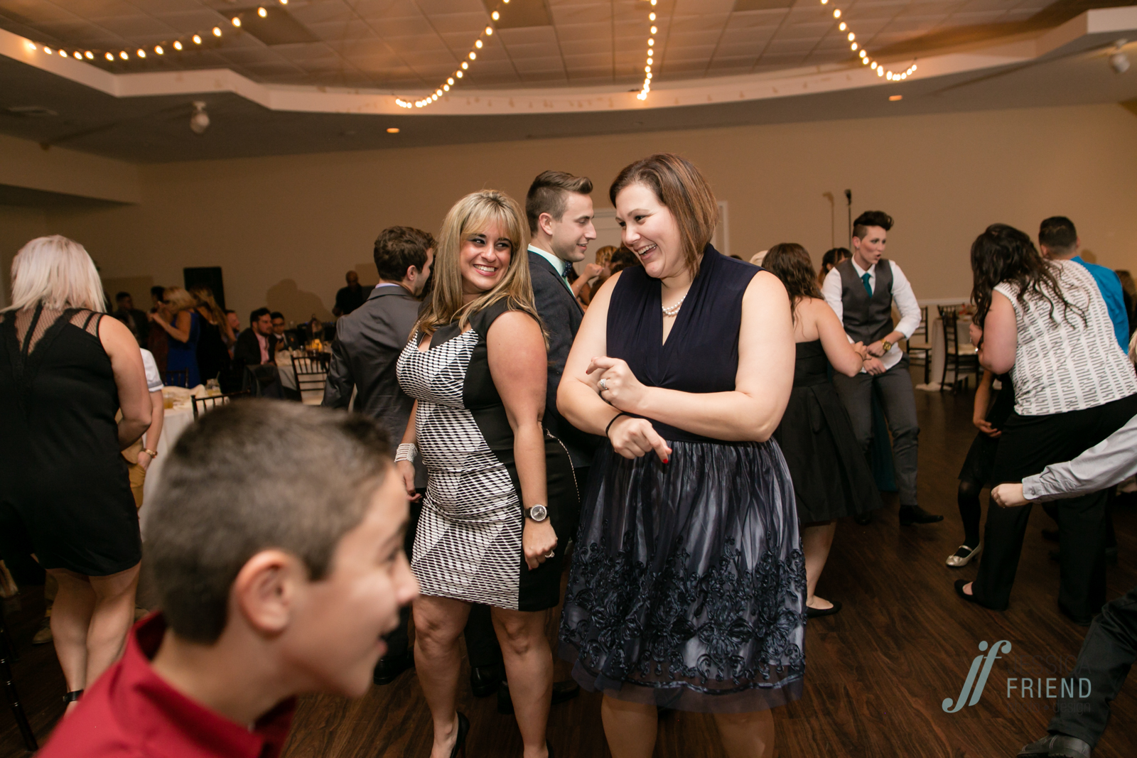 photos by www.jessicafriendphotodesign.com